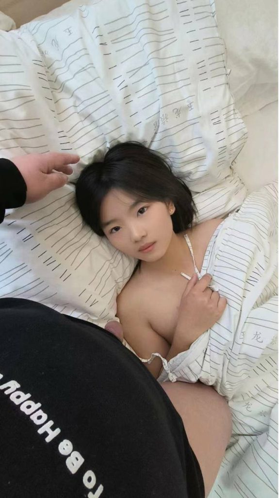 熟悉的表妹 (3)