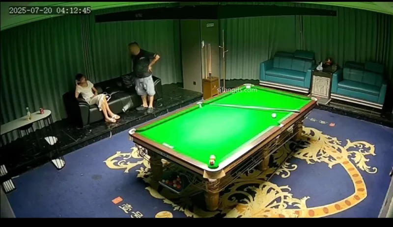 男的点助教 看助教长的好看 在里面干起来了SLP福利社-老色批福利社老色批福利社